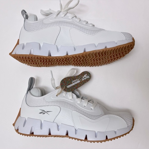 NWT REEBOK Zig Dynamica women’s Shoes white and Orange No box - Picture 11 of 16